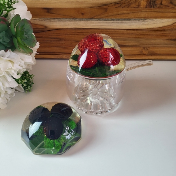 Vintage Jam Jar with 2 Lucite Lids, Blackberry and Raspberry, Plastic - Picture 4 of 9
